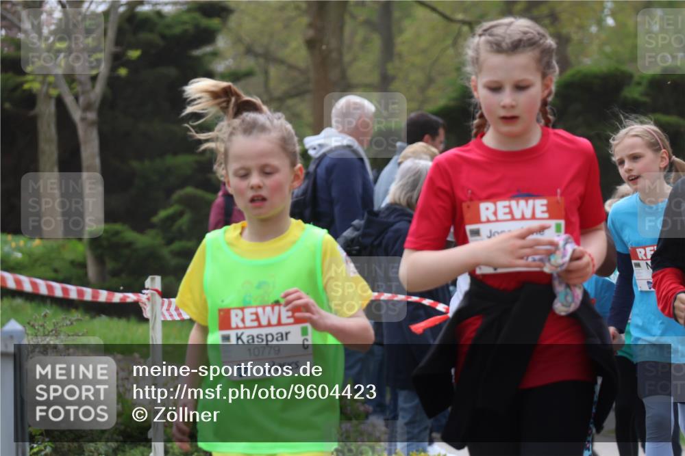 25.04.2026 - Das Zehntel Zöllner http://msf.ph/oto/9604423 25.04.2026 11:48:44 Laufen 10779 meine-sportfotos.de