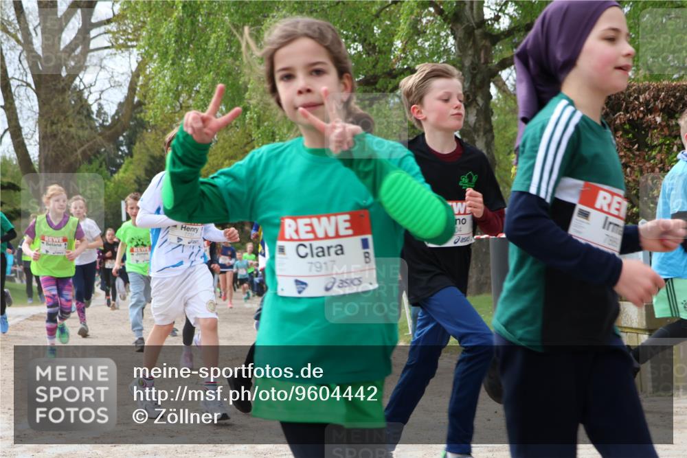 25.04.2026 - Das Zehntel Zöllner http://msf.ph/oto/9604442 25.04.2026 09:41:31 Laufen 7731, 7917, 04 meine-sportfotos.de
