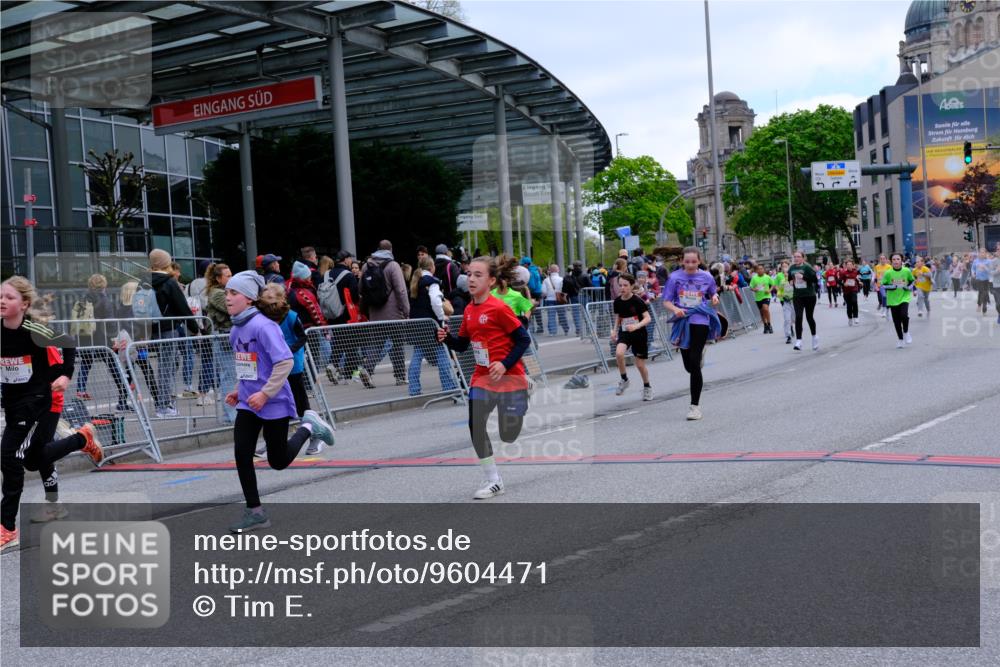 25.04.2026 - Das Zehntel Tim E. http://msf.ph/oto/9604471 25.04.2026 14:59:30 Ziel 15020, 15057, 15710, 15859, 15860, 16085, 16094, 16116, 16293, 16955, 16970, 17187, 17216, 17235, 17410, 17518, 17528, 17559, 18047, 18080, 18213 meine-sportfotos.de