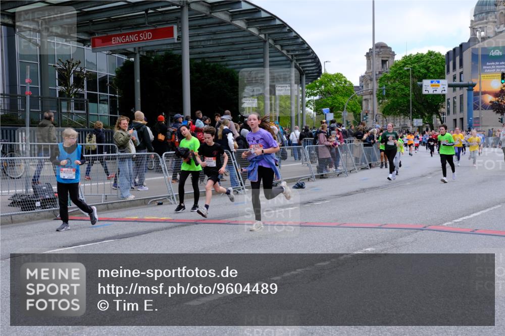 25.04.2026 - Das Zehntel Tim E. http://msf.ph/oto/9604489 25.04.2026 14:59:31 Ziel 15020, 15057, 16085, 16094, 16116, 16157, 16192, 16293, 16955, 16970, 17187, 17216, 17235, 17325, 17410, 17518, 17528, 17559, 17931, 18047, 18080, 18213 meine-sportfotos.de