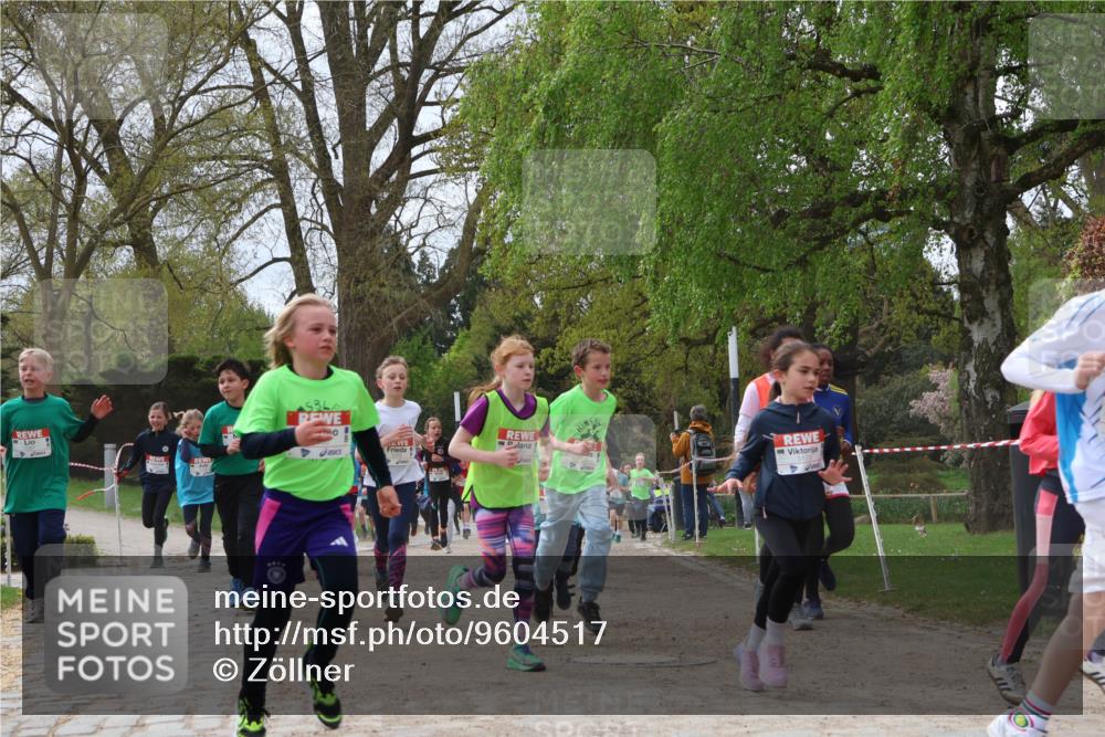 25.04.2026 - Das Zehntel Zöllner http://msf.ph/oto/9604517 25.04.2026 09:41:32 Laufen 10 meine-sportfotos.de