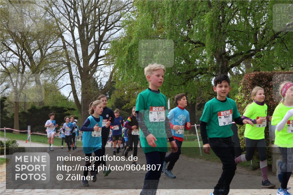 25.04.2026 - Das Zehntel Zöllner http://msf.ph/oto/9604807 25.04.2026 09:41:35 Laufen 3, 7926, 7987, 20 meine-sportfotos.de
