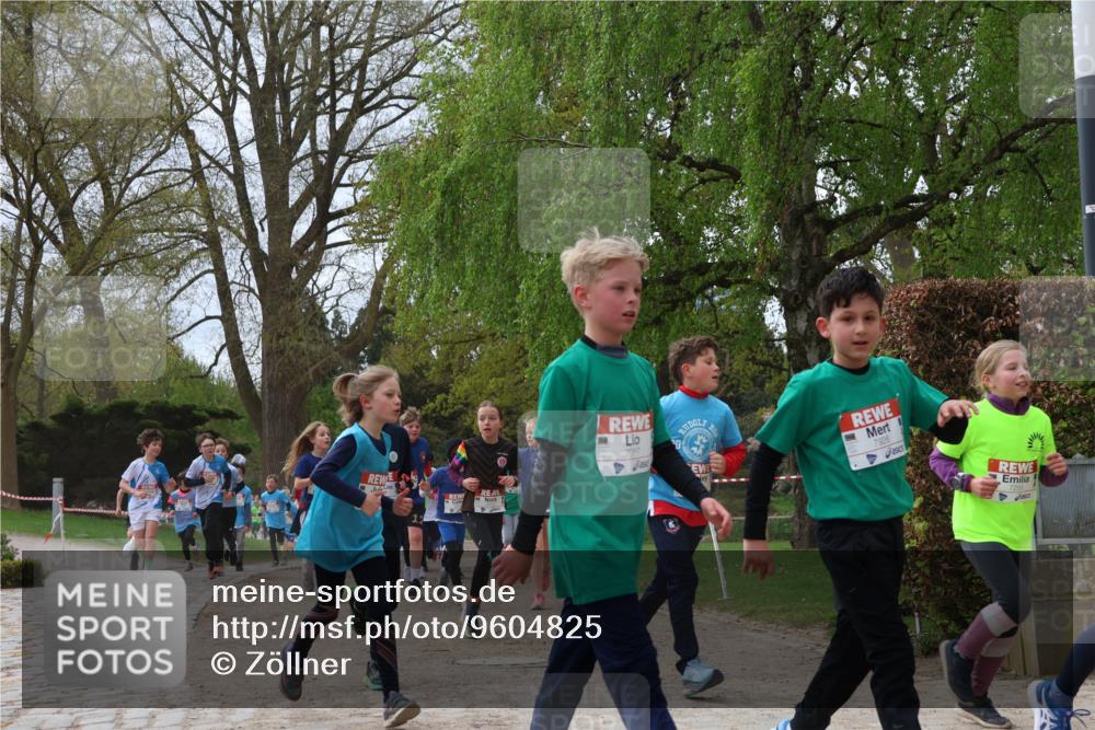 25.04.2026 - Das Zehntel Zöllner http://msf.ph/oto/9604825 25.04.2026 09:41:35 Laufen 7987, 7926 meine-sportfotos.de