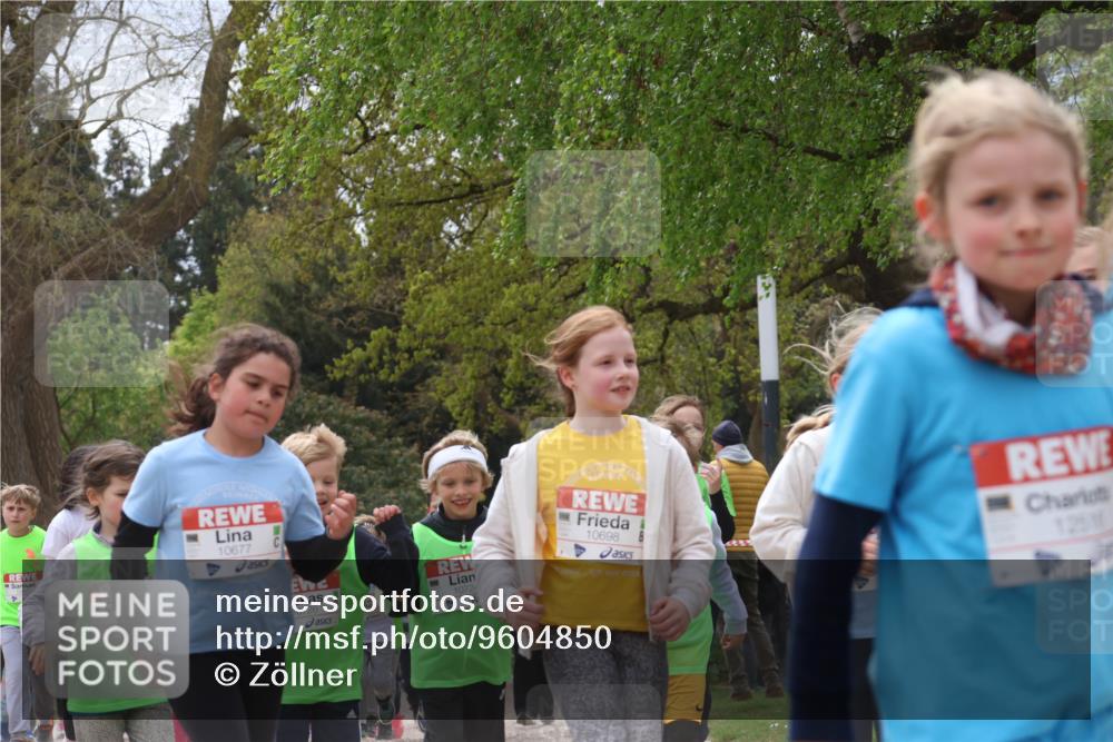 25.04.2026 - Das Zehntel Zöllner http://msf.ph/oto/9604850 25.04.2026 11:48:53 Laufen 4, 10677, 10726, 10724, 10698, 1251 meine-sportfotos.de