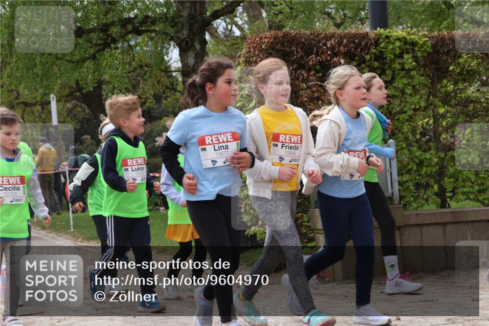 25.04.2026 - Das Zehntel Zöllner http://msf.ph/oto/9604970 25.04.2026 11:48:55 Laufen 10723, 10726, 10677, 75, 10698 meine-sportfotos.de