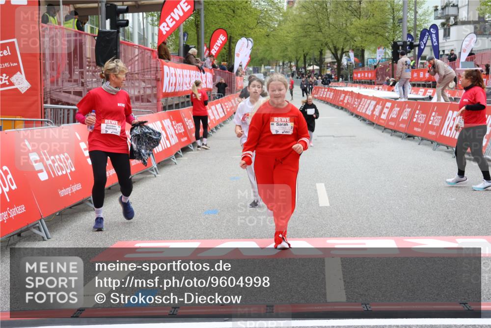 25.04.2026 - Das Zehntel Strokosch-Dieckow http://msf.ph/oto/9604998 25.04.2026 15:14:15 Ziel 17663, 17666, 17663, 17666 meine-sportfotos.de