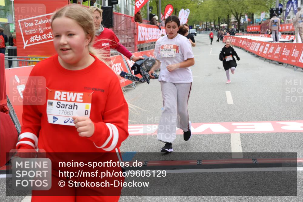 25.04.2026 - Das Zehntel Strokosch-Dieckow http://msf.ph/oto/9605129 25.04.2026 15:14:17 Ziel 17663, 17666, 17663, 17666 meine-sportfotos.de
