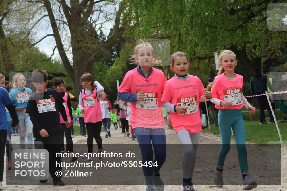 25.04.2026 - Das Zehntel Zöllner http://msf.ph/oto/9605494 25.04.2026 11:49:05 Laufen 11129, 10071, 10072, 10070 meine-sportfotos.de