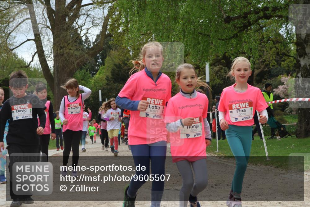 25.04.2026 - Das Zehntel Zöllner http://msf.ph/oto/9605507 25.04.2026 11:49:05 Laufen 11129, 10071, 10072, 10070 meine-sportfotos.de