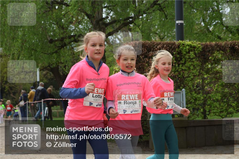 25.04.2026 - Das Zehntel Zöllner http://msf.ph/oto/9605572 25.04.2026 11:49:06 Laufen 10071, 10072, 10070 meine-sportfotos.de