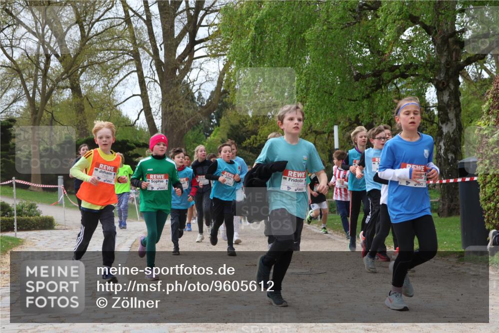 25.04.2026 - Das Zehntel Zöllner http://msf.ph/oto/9605612 25.04.2026 09:41:49 Laufen 7406, 7526 meine-sportfotos.de