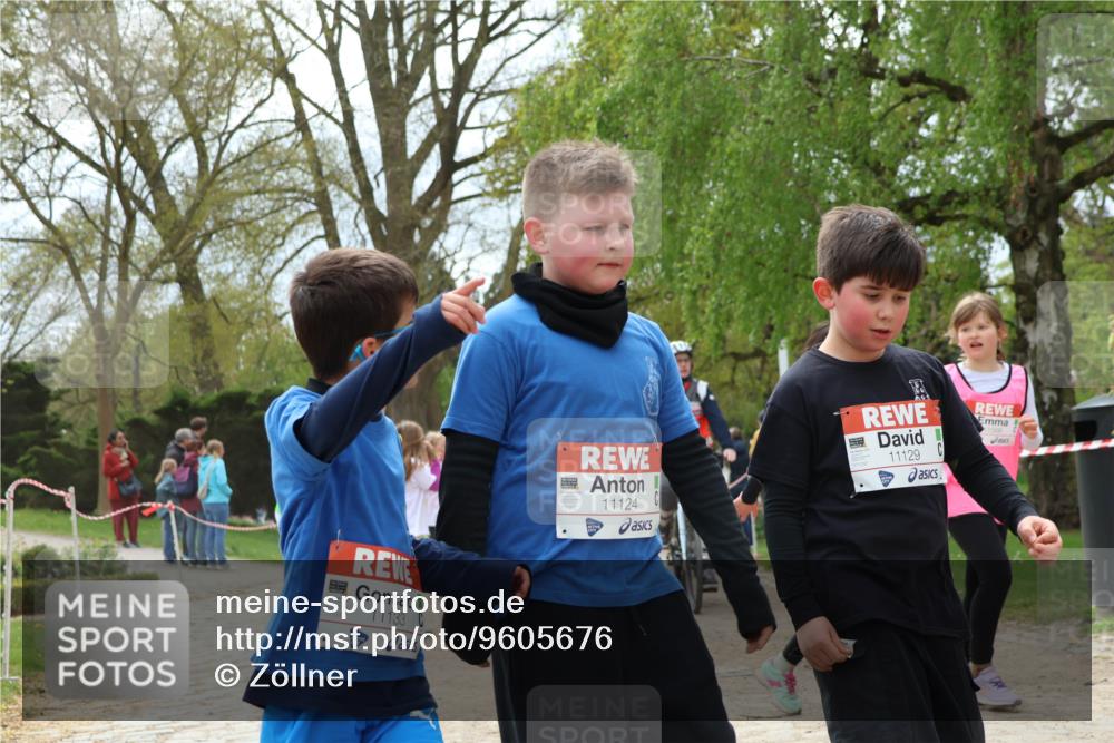 25.04.2026 - Das Zehntel Zöllner http://msf.ph/oto/9605676 25.04.2026 11:49:09 Laufen 11133, 11124, 11124, 11129 meine-sportfotos.de