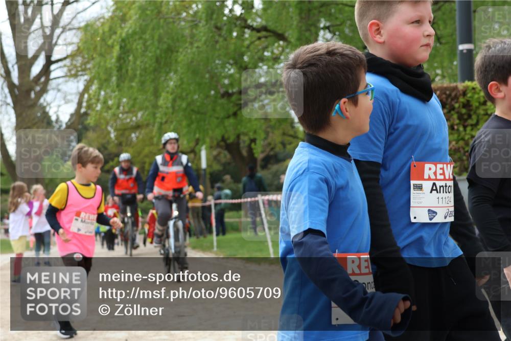 25.04.2026 - Das Zehntel Zöllner http://msf.ph/oto/9605709 25.04.2026 11:49:10 Laufen 11124, 11124 meine-sportfotos.de
