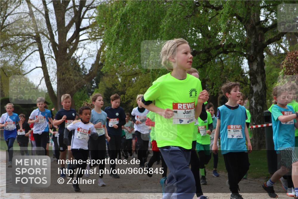 25.04.2026 - Das Zehntel Zöllner http://msf.ph/oto/9605845 25.04.2026 09:41:55 Laufen 7233, 5773 meine-sportfotos.de