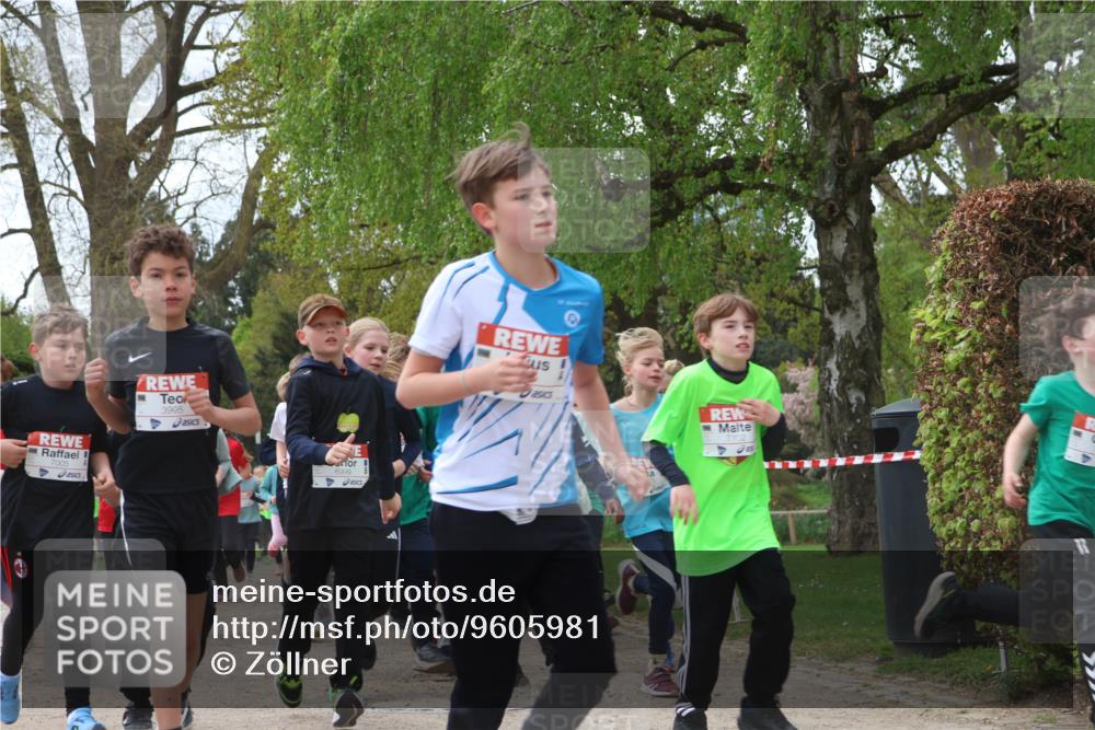 25.04.2026 - Das Zehntel Zöllner http://msf.ph/oto/9605981 25.04.2026 09:41:59 Laufen 3995, 6999, 77 meine-sportfotos.de