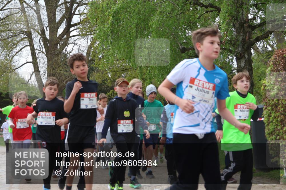 25.04.2026 - Das Zehntel Zöllner http://msf.ph/oto/9605984 25.04.2026 09:41:59 Laufen 7005, 3995, 7736 meine-sportfotos.de