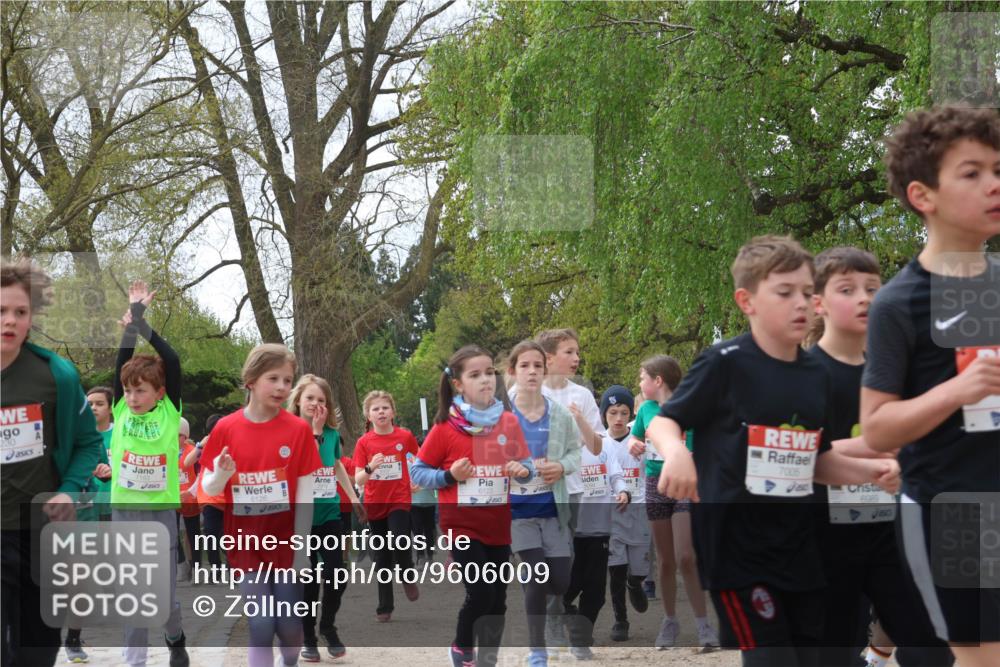 25.04.2026 - Das Zehntel Zöllner http://msf.ph/oto/9606009 25.04.2026 09:42:00 Laufen 230, 6126, 6122, 5099, 7005, 6988 meine-sportfotos.de