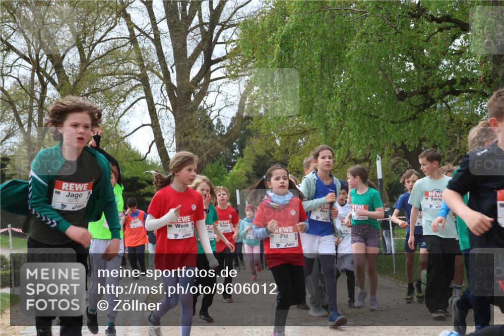 25.04.2026 - Das Zehntel Zöllner http://msf.ph/oto/9606012 25.04.2026 09:42:00 Laufen 6230, 6126, 6122 meine-sportfotos.de