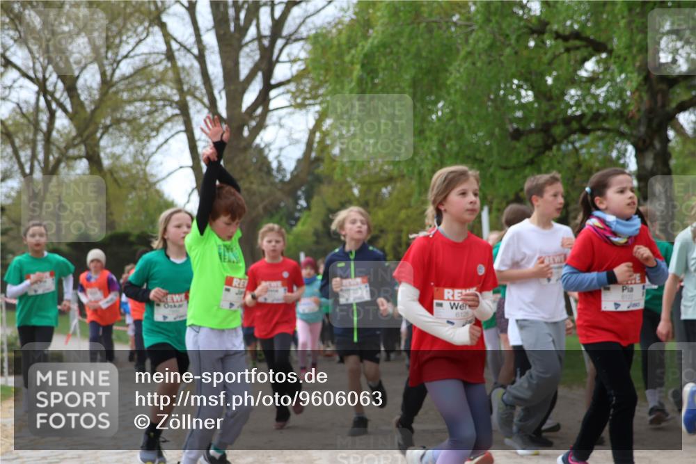 25.04.2026 - Das Zehntel Zöllner http://msf.ph/oto/9606063 25.04.2026 09:42:02 Laufen 6126, 6122 meine-sportfotos.de