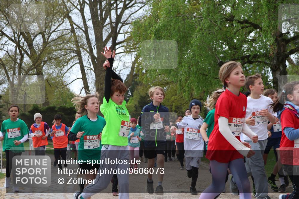 25.04.2026 - Das Zehntel Zöllner http://msf.ph/oto/9606073 25.04.2026 09:42:02 Laufen 7890, 715, 7183, 6126, 5088 meine-sportfotos.de
