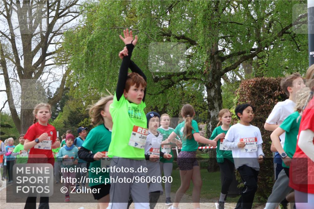 25.04.2026 - Das Zehntel Zöllner http://msf.ph/oto/9606090 25.04.2026 09:42:02 Laufen 6107, 7153, 5099 meine-sportfotos.de