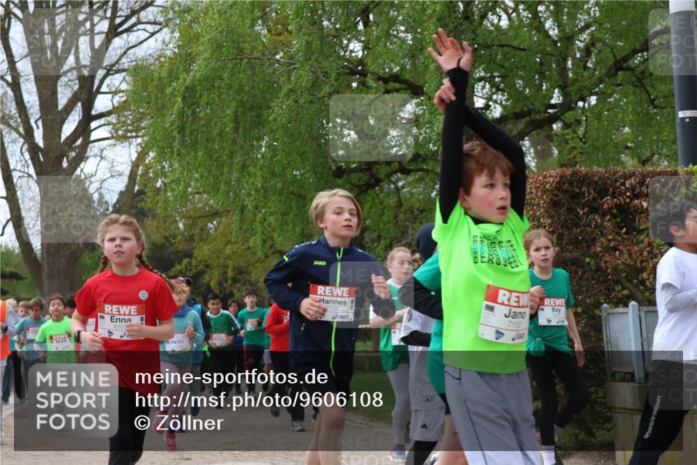 25.04.2026 - Das Zehntel Zöllner http://msf.ph/oto/9606108 25.04.2026 09:42:03 Laufen 6107, 7175, 7158, 4 meine-sportfotos.de