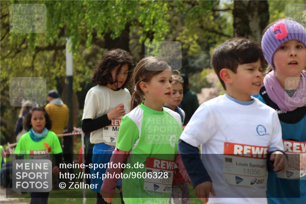 25.04.2026 - Das Zehntel Zöllner http://msf.ph/oto/9606328 25.04.2026 11:49:28 Laufen 10, 12076, 11056 meine-sportfotos.de