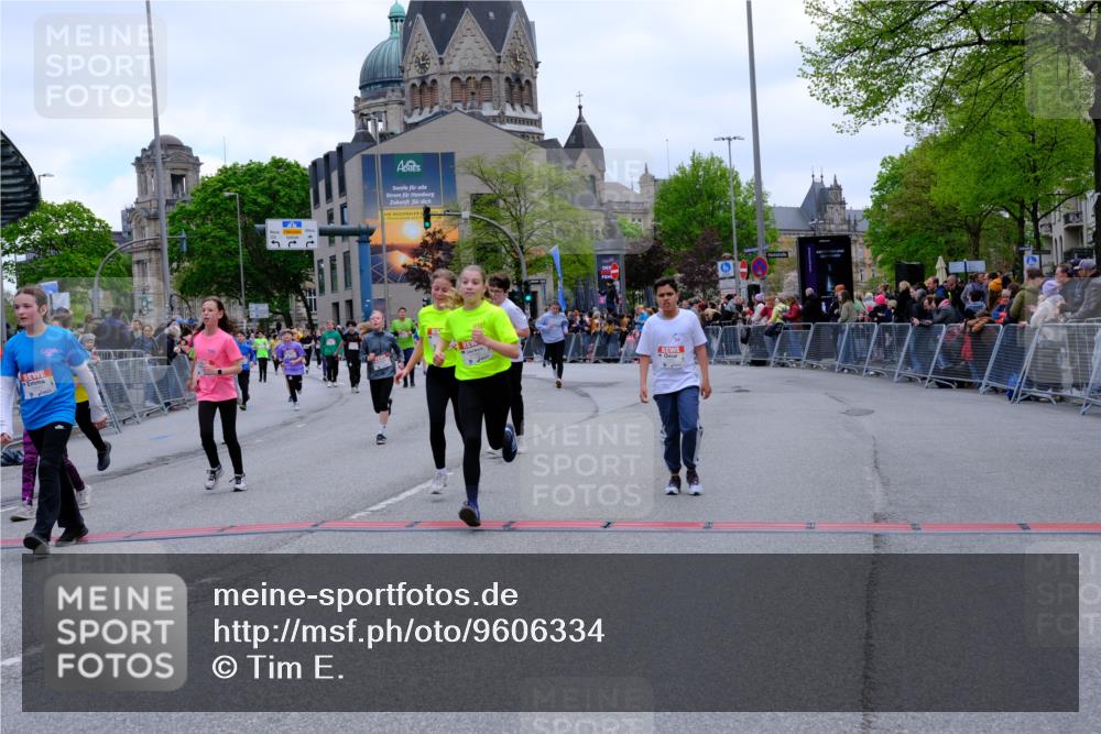 25.04.2026 - Das Zehntel Tim E. http://msf.ph/oto/9606334 25.04.2026 15:00:15 Ziel 15014, 15041, 15178, 15204, 15590, 15600, 16011, 16121, 16174, 16276, 16441, 16456, 16498, 16612, 16617, 16662, 16679, 16820, 17340, 17343, 17360, 17609, 17627, 17825, 17907, 17909, 17992, 18000, 18050, 18112, 18159 meine-sportfotos.de