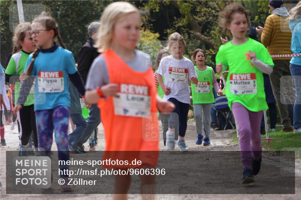 25.04.2026 - Das Zehntel Zöllner http://msf.ph/oto/9606396 25.04.2026 11:49:31 Laufen 12471, 11871, 10729, 12540 meine-sportfotos.de