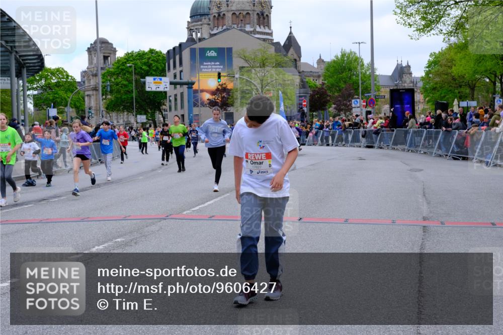 25.04.2026 - Das Zehntel Tim E. http://msf.ph/oto/9606427 25.04.2026 15:00:20 Ziel 15014, 15016, 15041, 15178, 15204, 15428, 15519, 15535, 16174, 16353, 16395, 16498, 16662, 16679, 16820, 17234, 17360, 17482, 17627, 17825, 17992, 18000, 18050, 18159 meine-sportfotos.de