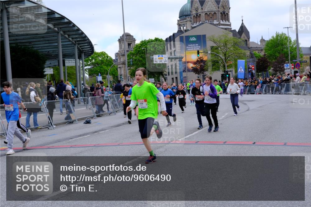 25.04.2026 - Das Zehntel Tim E. http://msf.ph/oto/9606490 25.04.2026 15:00:26 Ziel 15014, 15016, 15104, 15371, 15428, 15519, 15535, 15902, 15905, 16039, 16162, 16164, 16188, 16260, 16353, 16395, 16700, 17196, 17234, 17482, 17824, 17833 meine-sportfotos.de