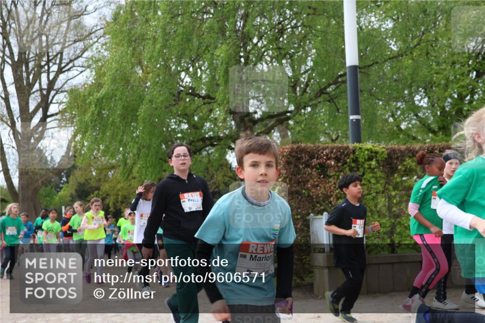 25.04.2026 - Das Zehntel Zöllner http://msf.ph/oto/9606571 25.04.2026 09:42:16 Laufen 7500 meine-sportfotos.de