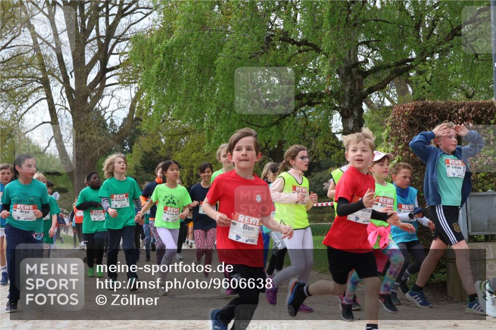 25.04.2026 - Das Zehntel Zöllner http://msf.ph/oto/9606638 25.04.2026 09:42:19 Laufen 6177, 6161 meine-sportfotos.de