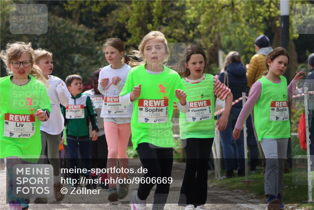 25.04.2026 - Das Zehntel Zöllner http://msf.ph/oto/9606669 25.04.2026 11:49:39 Laufen 12541, 11379, 12583, 10743, 10729 meine-sportfotos.de