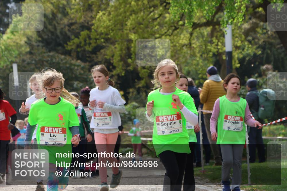 25.04.2026 - Das Zehntel Zöllner http://msf.ph/oto/9606696 25.04.2026 11:49:39 Laufen 12541, 11379, 12583, 3, 10729 meine-sportfotos.de