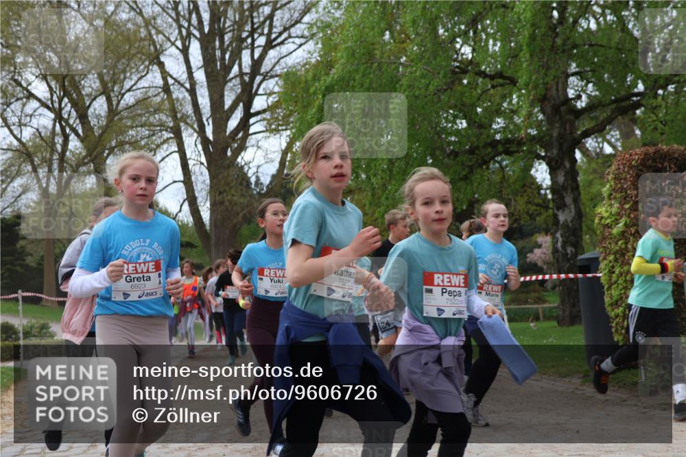 25.04.2026 - Das Zehntel Zöllner http://msf.ph/oto/9606726 25.04.2026 09:42:23 Laufen 7527, 6924, 20, 7522 meine-sportfotos.de