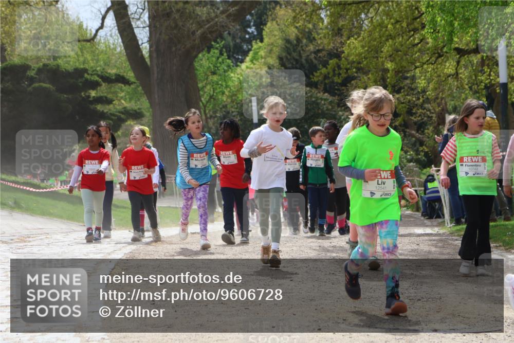 25.04.2026 - Das Zehntel Zöllner http://msf.ph/oto/9606728 25.04.2026 11:49:40 Laufen 12541, 10743 meine-sportfotos.de
