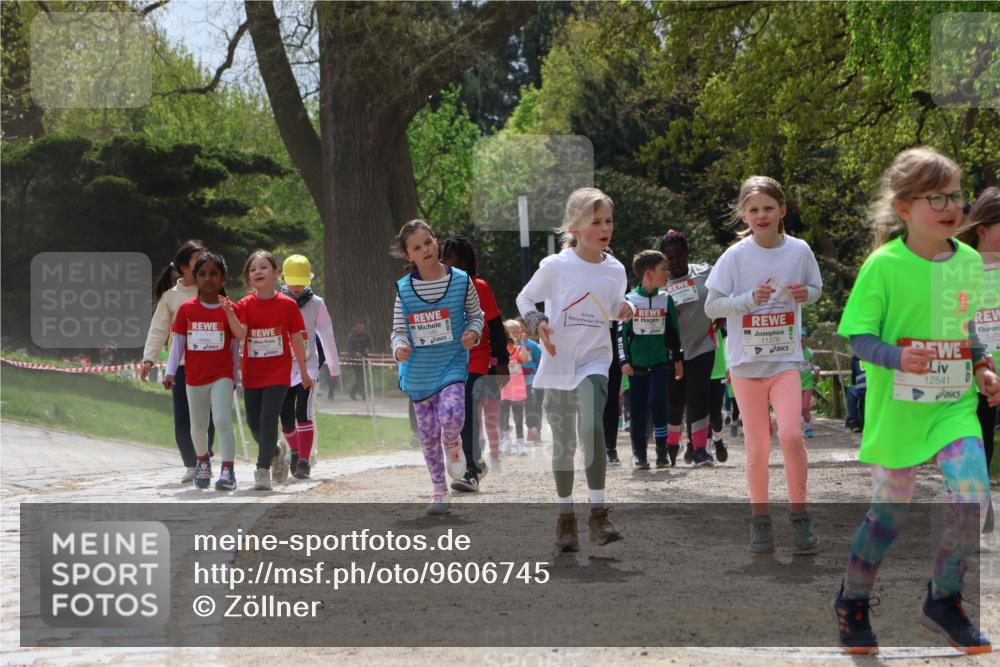 25.04.2026 - Das Zehntel Zöllner http://msf.ph/oto/9606745 25.04.2026 11:49:41 Laufen 11379, 12541, 1074 meine-sportfotos.de