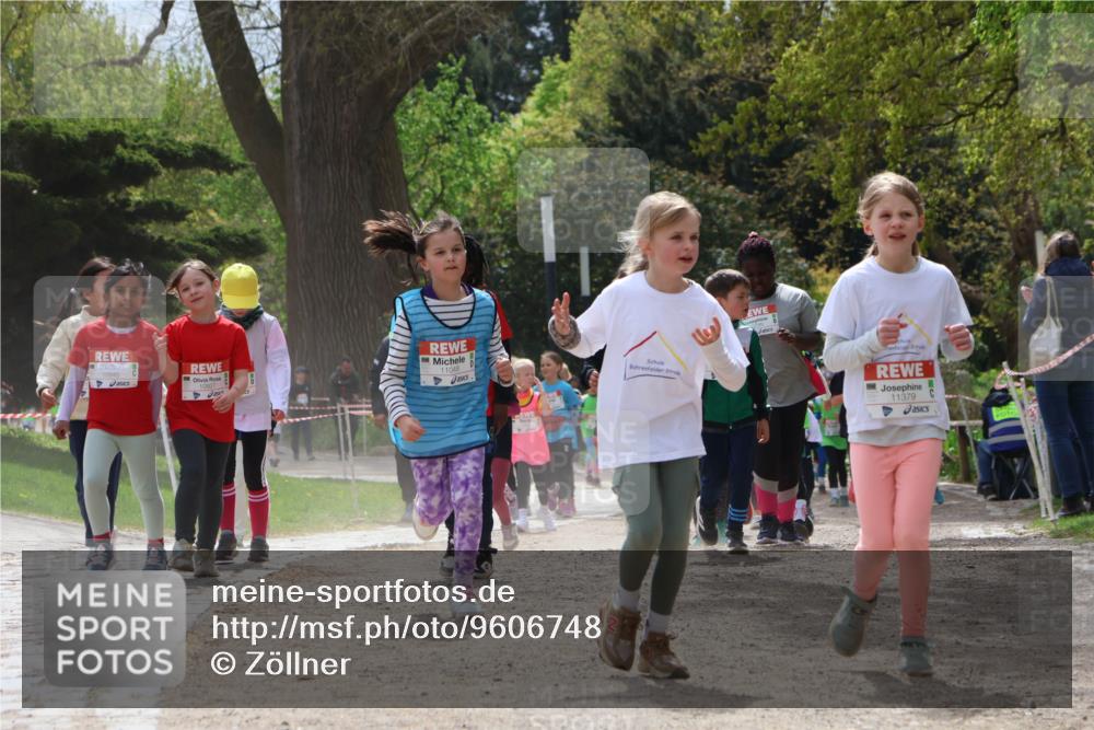 25.04.2026 - Das Zehntel Zöllner http://msf.ph/oto/9606748 25.04.2026 11:49:41 Laufen 10945, 10927, 11048, 11379 meine-sportfotos.de