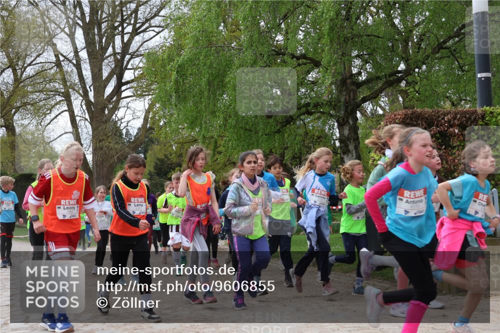 25.04.2026 - Das Zehntel Zöllner http://msf.ph/oto/9606855 25.04.2026 09:42:28 Laufen 12 meine-sportfotos.de