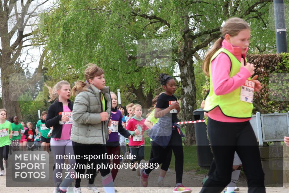25.04.2026 - Das Zehntel Zöllner http://msf.ph/oto/9606889 25.04.2026 09:42:31 Laufen 5346 meine-sportfotos.de
