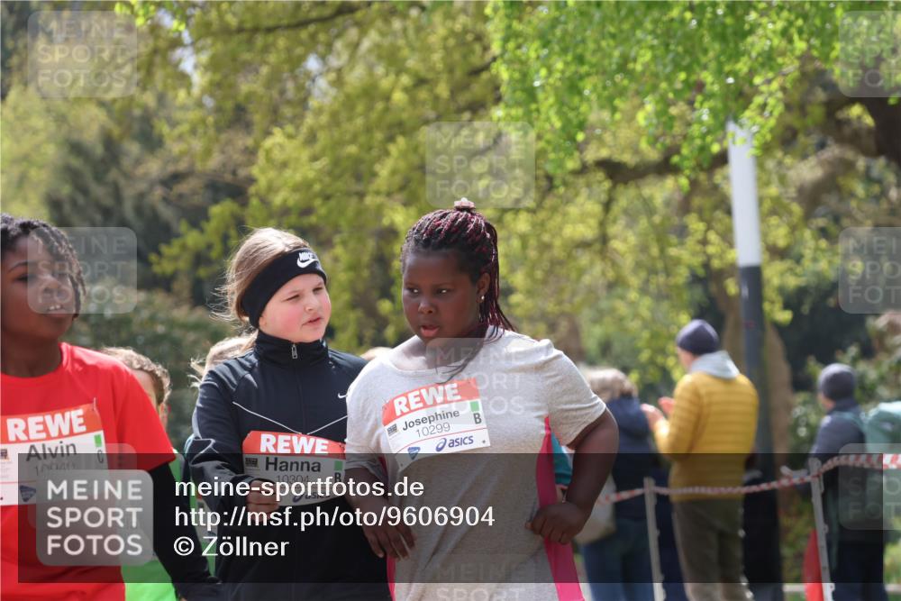 25.04.2026 - Das Zehntel Zöllner http://msf.ph/oto/9606904 25.04.2026 11:49:49 Laufen 10940, 10744, 10304, 10299 meine-sportfotos.de