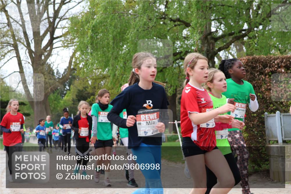 25.04.2026 - Das Zehntel Zöllner http://msf.ph/oto/9606998 25.04.2026 09:42:36 Laufen 7205, 7132, 5913 meine-sportfotos.de