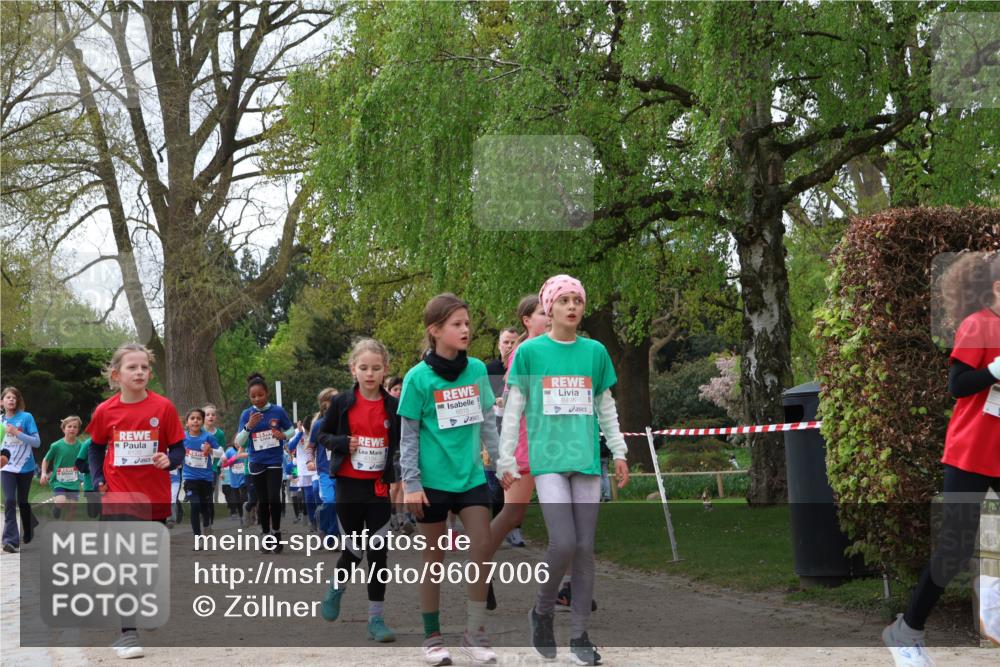25.04.2026 - Das Zehntel Zöllner http://msf.ph/oto/9607006 25.04.2026 09:42:37 Laufen 6120, 3134, 6495 meine-sportfotos.de