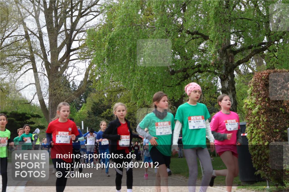 25.04.2026 - Das Zehntel Zöllner http://msf.ph/oto/9607012 25.04.2026 09:42:37 Laufen 6120, 6496 meine-sportfotos.de