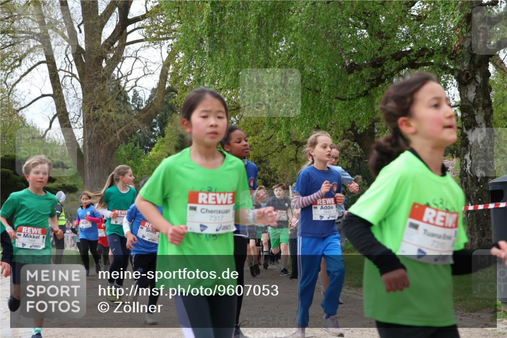 25.04.2026 - Das Zehntel Zöllner http://msf.ph/oto/9607053 25.04.2026 09:42:40 Laufen 7869, 6330, 7317, 25135, 5443, 7310 meine-sportfotos.de