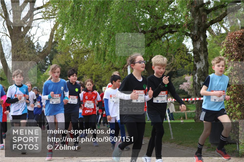 25.04.2026 - Das Zehntel Zöllner http://msf.ph/oto/9607151 25.04.2026 09:42:44 Laufen 6, 5493, 5494, 7850 meine-sportfotos.de