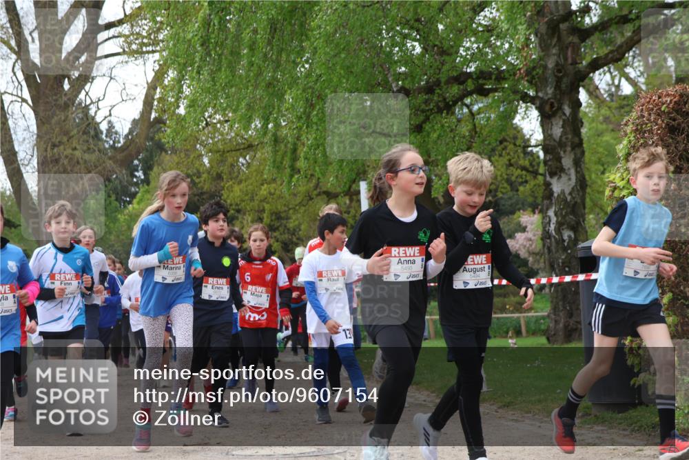 25.04.2026 - Das Zehntel Zöllner http://msf.ph/oto/9607154 25.04.2026 09:42:45 Laufen 6356, 13, 5493, 5494 meine-sportfotos.de