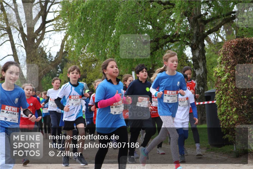 25.04.2026 - Das Zehntel Zöllner http://msf.ph/oto/9607186 25.04.2026 09:42:46 Laufen 6367, 6356, 6348 meine-sportfotos.de