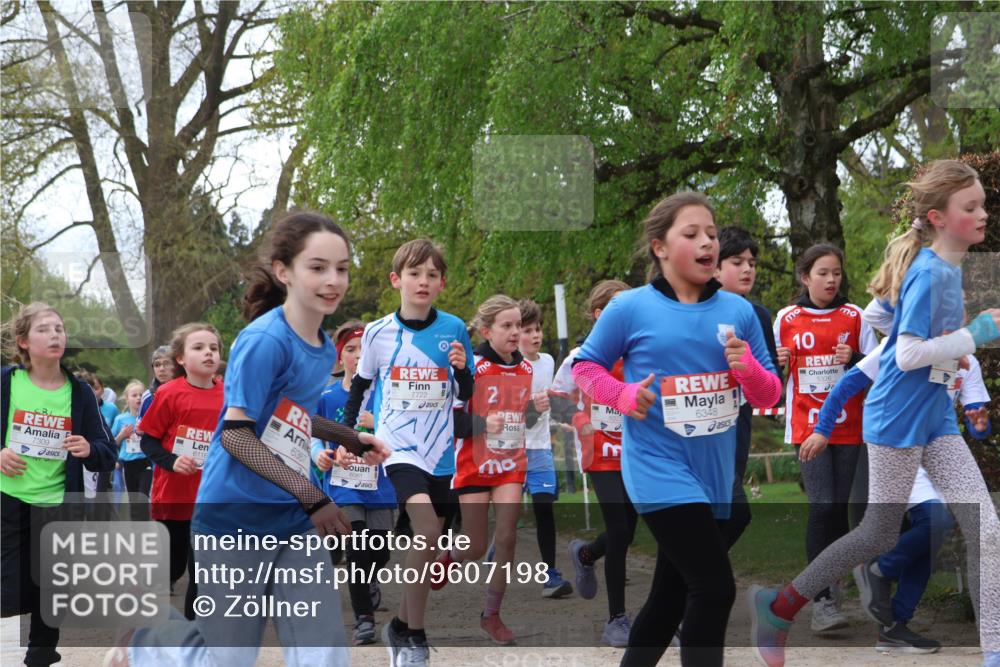 25.04.2026 - Das Zehntel Zöllner http://msf.ph/oto/9607198 25.04.2026 09:42:46 Laufen 7309, 7722, 2, 6348, 10, 6118, 6367 meine-sportfotos.de
